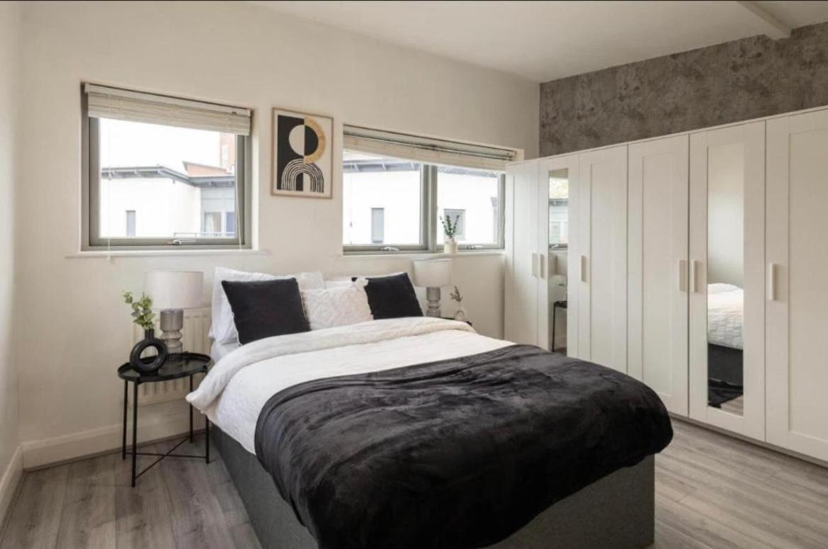Apartment 2 Bedroom 2 Bathroom Pad *